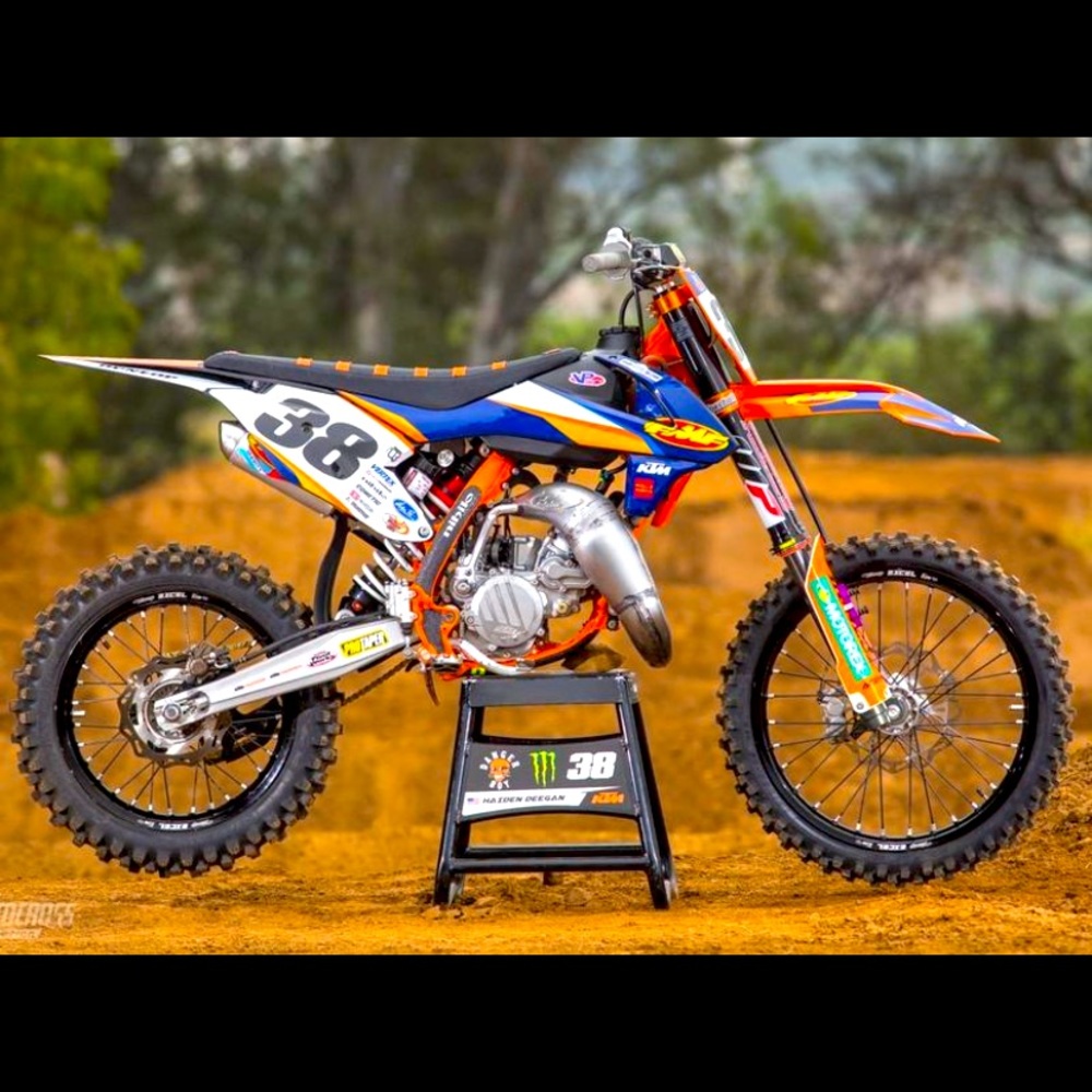 Dirt bike